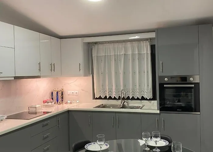 Διαμέρισμα Navarino Bay Panoramic View - Golden Sunset House, Pyla *