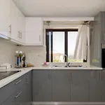 Navarino Bay Panoramic View - Golden Sunset House, Pyla Apartment