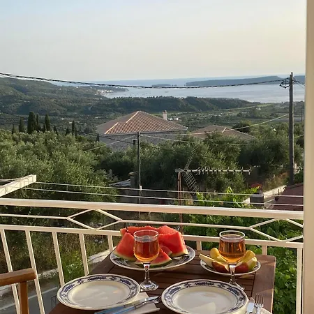 Golden Navarino's Sunset Apartment