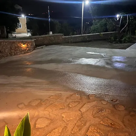 Апартаменты Navarino Golden Sunset