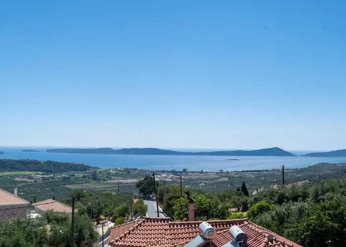 Navarino Bay Panoramic View - Golden Sunset House, Pyla アパート *